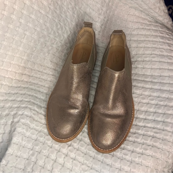 Clarks Metallic Leather Chelsea Ankle Boots Slip On Bronze Pewter 6M Women’s - Picture 2 of 7